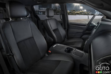 Dodge Caravan 35th Anniversary Edition