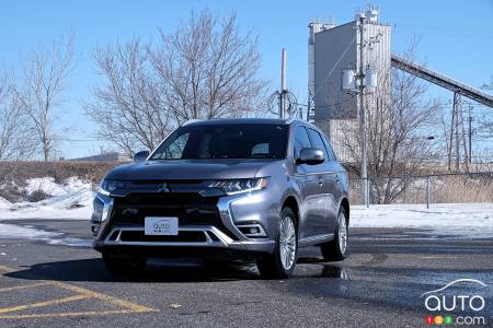 Mitsubishi Outlander PHEV 2019