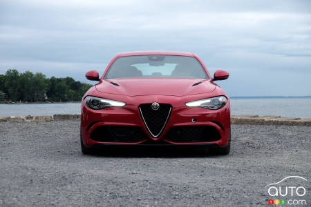 2021 Alfa Romeo Giulia Quadrifoglio, front