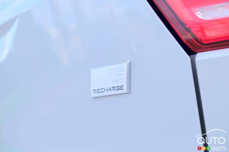 Volvo XC40 Recharge, badging