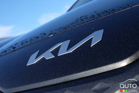 La Kia Niro EV, avec le nouveau logo Kia !