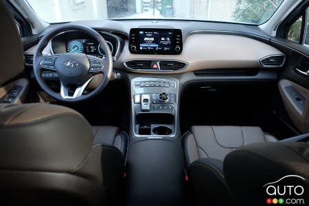 2022 Hyundai Santa Fe PHEV, interior