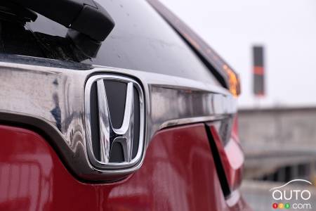 Honda CR-V 2020, logo arrière