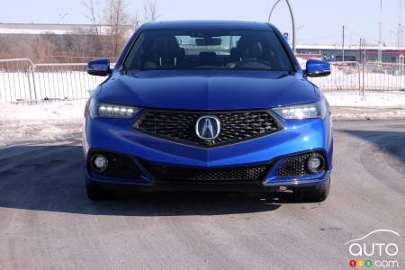 2020 Acura TLX, front grille