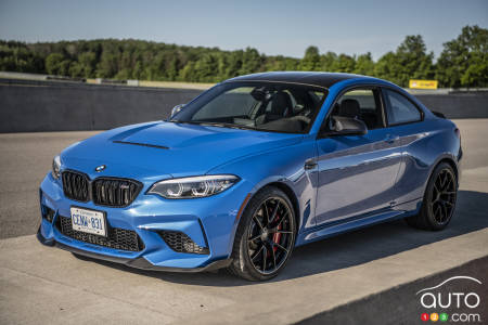 BMW M2 CS, three-quarters front