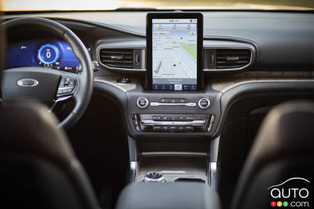 Ford Explorer Platinum 2020