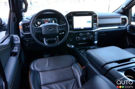 Ford F-150 - Interior