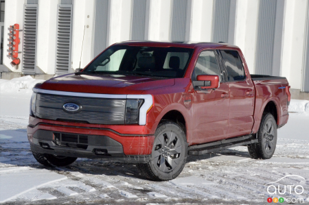 Le Ford F-150 Lightning Lariat 2023