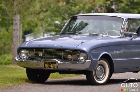 1960 Ford Falcon, front