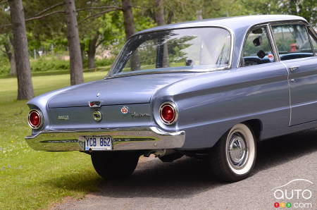 1960 Ford Falcon, trunk