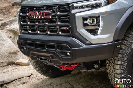 Le nouveau GMC Canyon AT4X AEV 2024