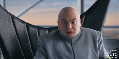 Mike Myers in a GM ad that ran during the 2022 Super Bowl