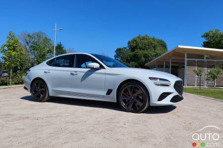 2022 Genesis G70 - Right profile