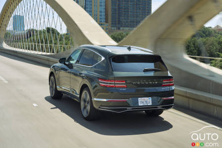 Genesis GV80 2025, trois quarts arrière