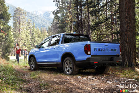 Honda Ridgeline 2024 bleu