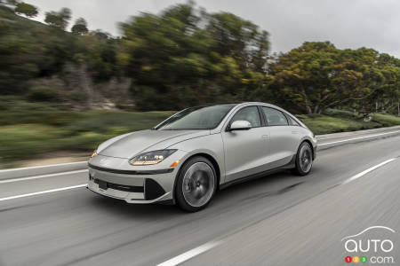 2023 Hyundai Ioniq 6 - On the road