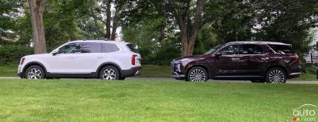 Le Kia Telluride 2023 devant le Hyundai Palisade 2023