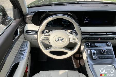 2023 Hyundai Palisade, steering wheel and dash