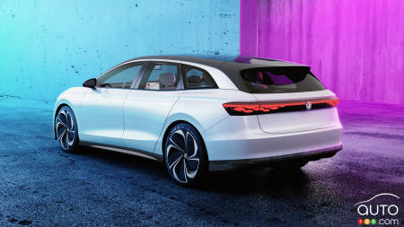 Prototype Volkswagen ID. Space Vizzion, trois quarts arrière