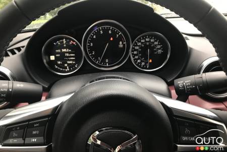 2021 Mazda MX-5, interior