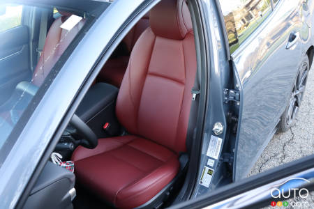 2022 Mazda3 GT, driver's seat