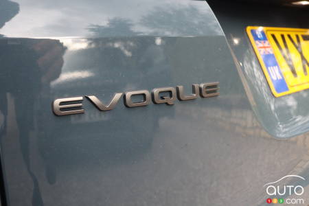 2024 Range Rover Evoque, badging
