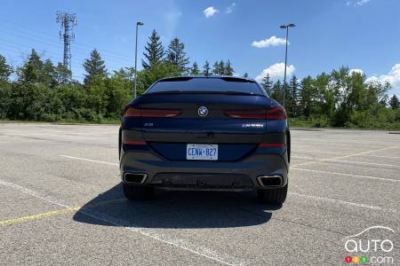 2020 BMW X6 M50i, rear