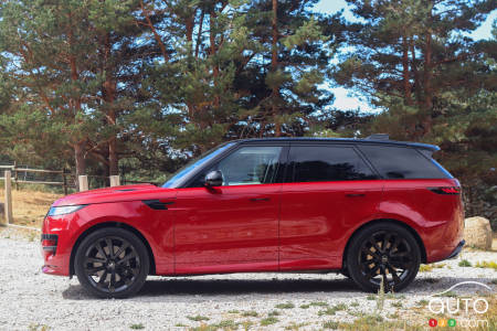 2023 Land Rover Range Rover Sport, profile
