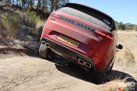 2023 Land Rover Range Rover Sport,  off-road