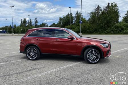 2020 Mercedes-AMG GLC 43, profile