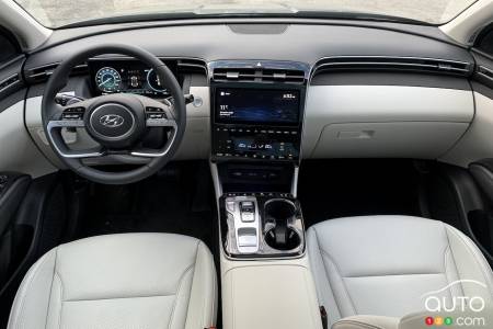 2022 Hyundai Tucson Hybrid, interior