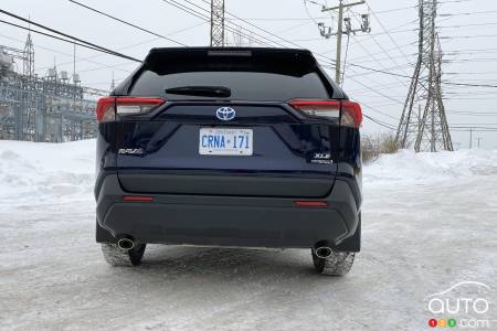 Toyota RAV4 hybride 2021, arrière