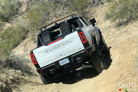 2022 GMC Hummer EV, rear