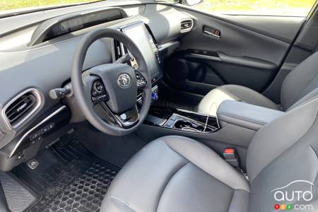 Toyota Prius Prime 2021, intérieur