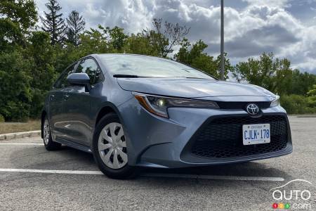 2021 Toyota Corolla L manual, front