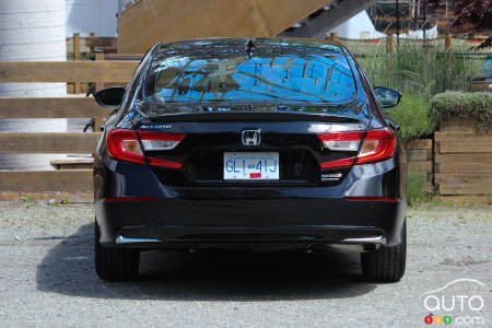 2021 Honda Accord hybrid, rear