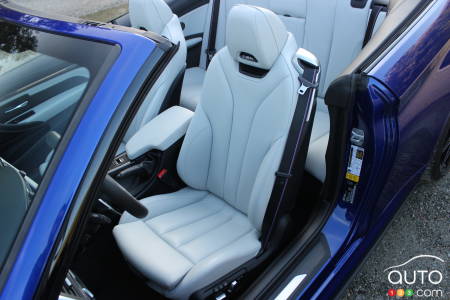 BMW M4 Cabriolet 2020, siège conducteur