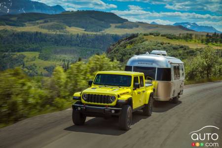 Le Jeep Gladiator 2024, avec remorque