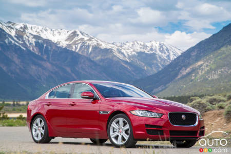 Jaguar XE