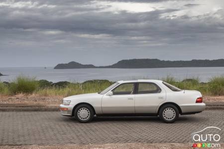 1990 Lexus LS 400, profile