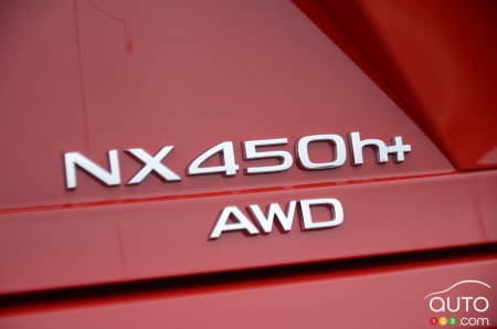 2022 Lexus NX 450h+, badging