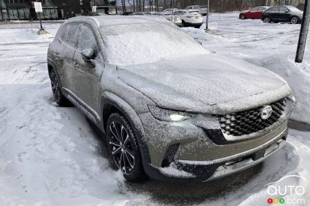 Mazda CX-50 2023 - Trois-quarts arrière