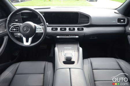 2021 Mercedes-Benz GLE 350, interior