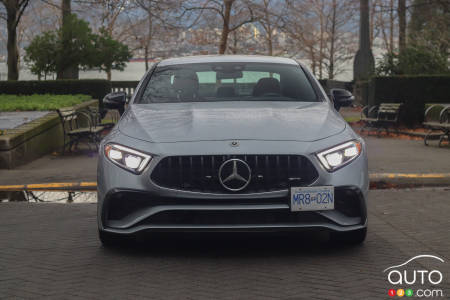 Avant de la Mercedes-Benz AMG CLS 53 4Matic+ Coupé 2023