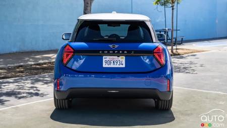 2025 Mini Cooper EV - Rear