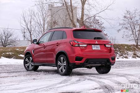 Mitsubishi RVR - Trois quarts arrière