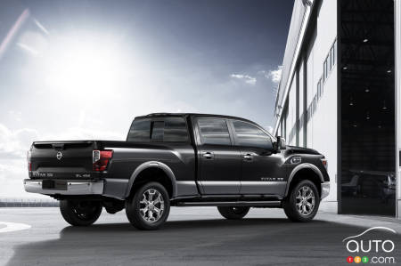 Nissan TITAN XD Cummins 2017