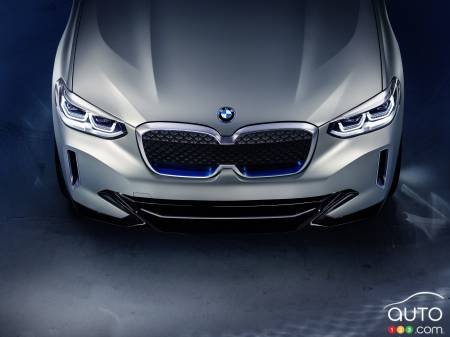 BMW iX3