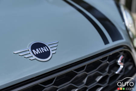 Mini logo