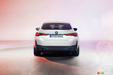 BMW i4, arrière